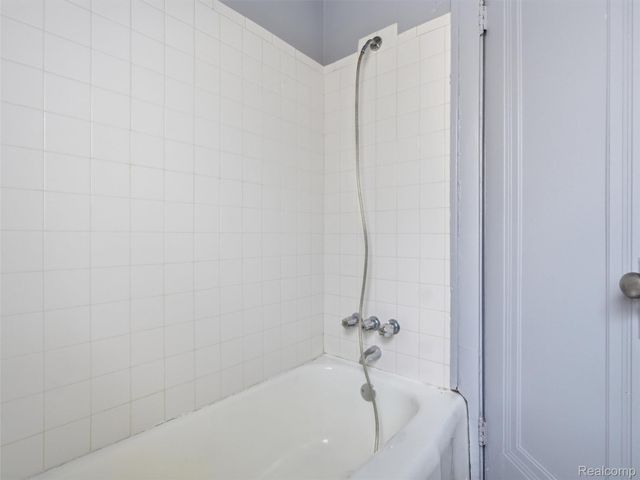 15094 Sorrento Street, Detroit, MI 48227