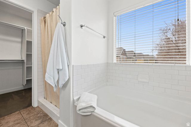 153 E CRESCENT LN, Sandy, UT 84070