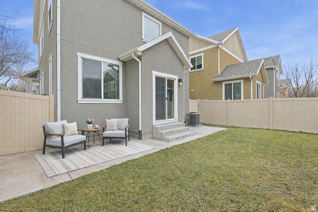 153 E CRESCENT LN, Sandy, UT 84070