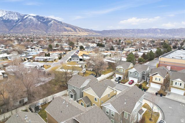 153 E CRESCENT LN, Sandy, UT 84070