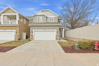 153 E CRESCENT LN, Sandy, UT 84070