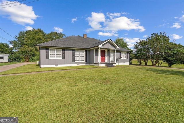 213 Poplar Street, Bowdon, GA 30108