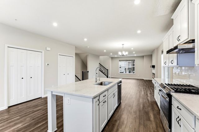 6629 Jody Avenue S, Cottage Grove, MN 55016