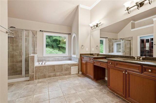 2060 Fife Ridge Court, Roswell, GA 30075