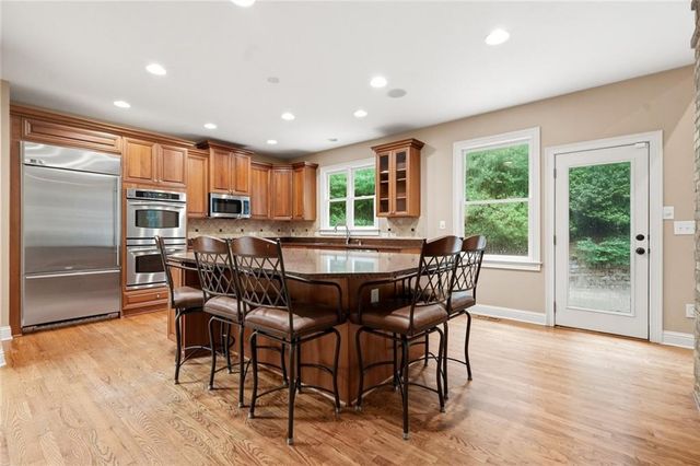 2060 Fife Ridge Court, Roswell, GA 30075