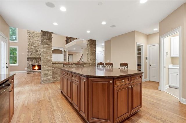 2060 Fife Ridge Court, Roswell, GA 30075