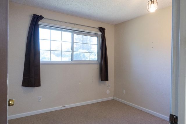 2252 S Whitney Blvd, Rocklin, CA 95677