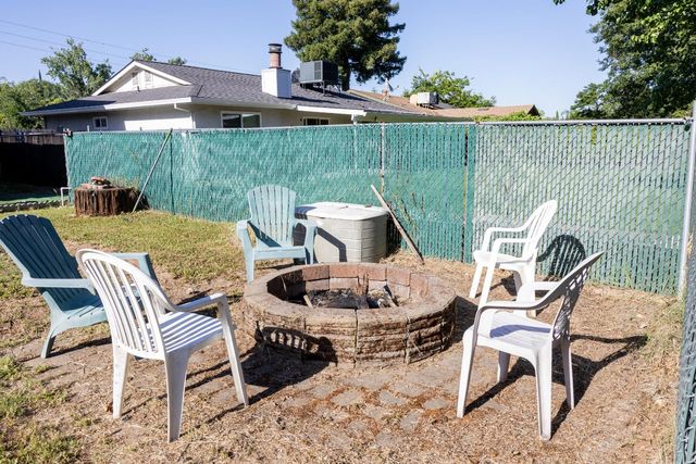 2252 S Whitney Blvd, Rocklin, CA 95677