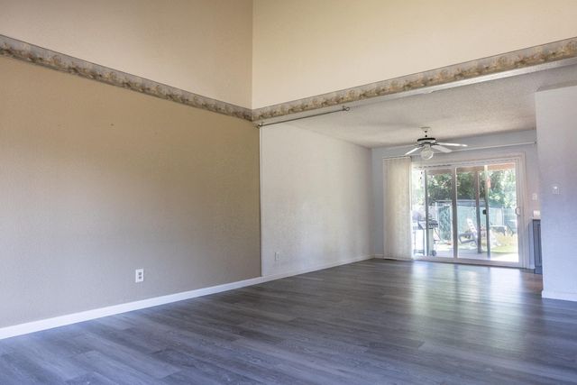 2252 S Whitney Blvd, Rocklin, CA 95677
