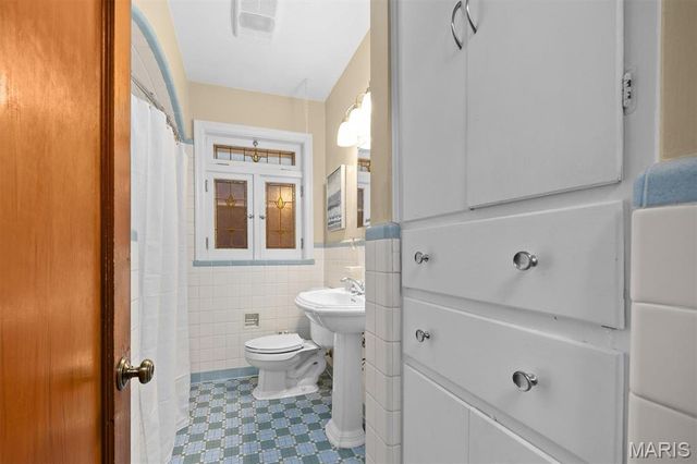 6412 Lansdowne Avenue, St Louis, MO 63109