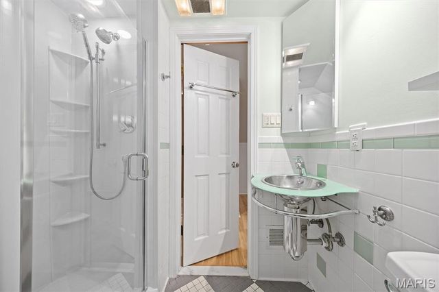 6412 Lansdowne Avenue, St Louis, MO 63109