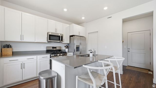 4918 W WILLOWSTONE DR, Highland, UT 84003
