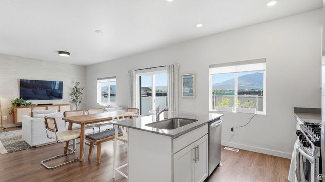 4918 W WILLOWSTONE DR, Highland, UT 84003