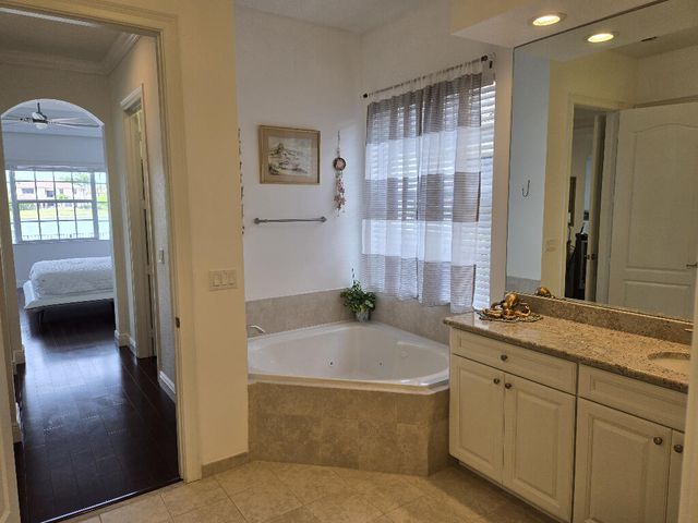10311 Peninsula Place, Parkland, FL 33076