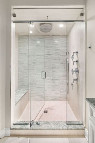 165 Lapier Street, Glencoe, IL 60022