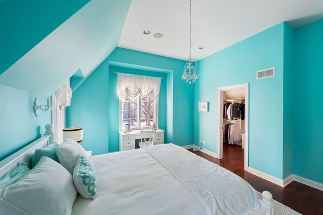 165 Lapier Street, Glencoe, IL 60022