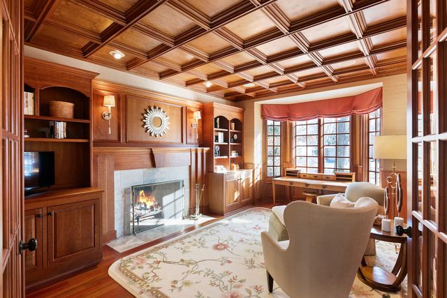 165 Lapier Street, Glencoe, IL 60022