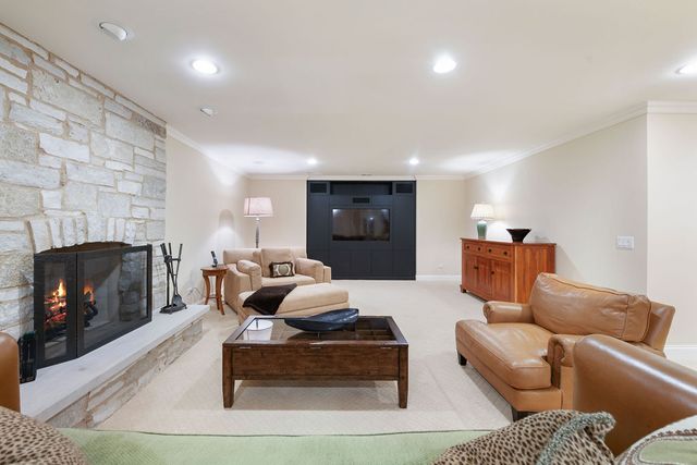 165 Lapier Street, Glencoe, IL 60022