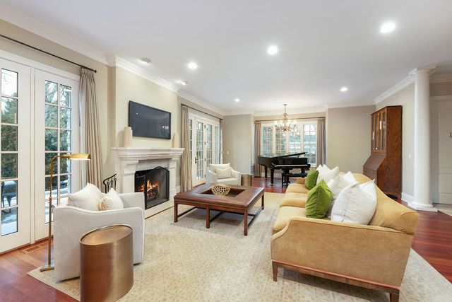 165 Lapier Street, Glencoe, IL 60022