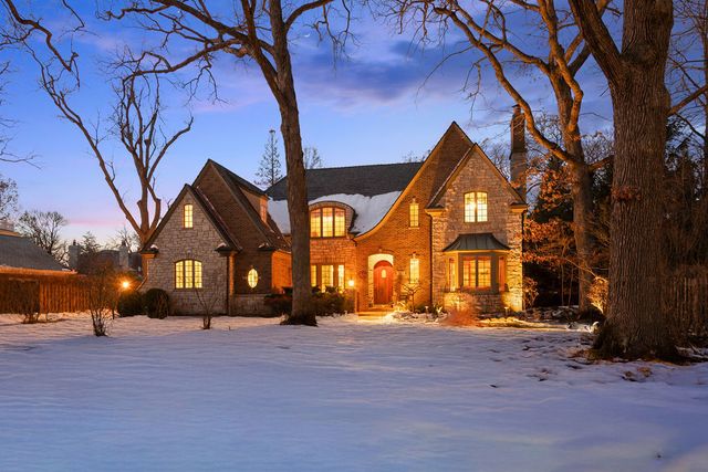 165 Lapier Street, Glencoe, IL 60022