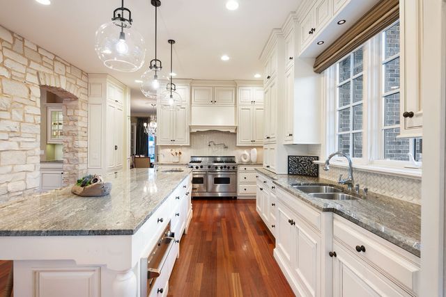 165 Lapier Street, Glencoe, IL 60022