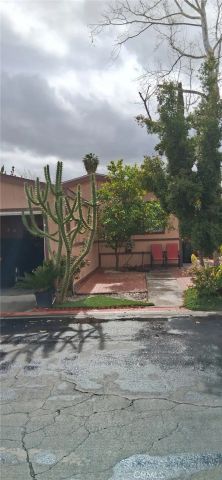 80 E Dawes 85, Perris, CA 92571