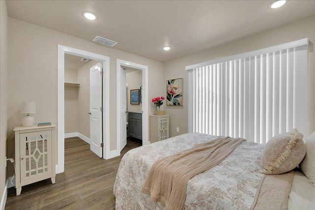 4593 Arboga Rd, Olivehurst, CA 95961