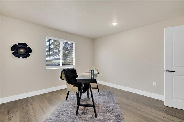 4593 Arboga Rd, Olivehurst, CA 95961