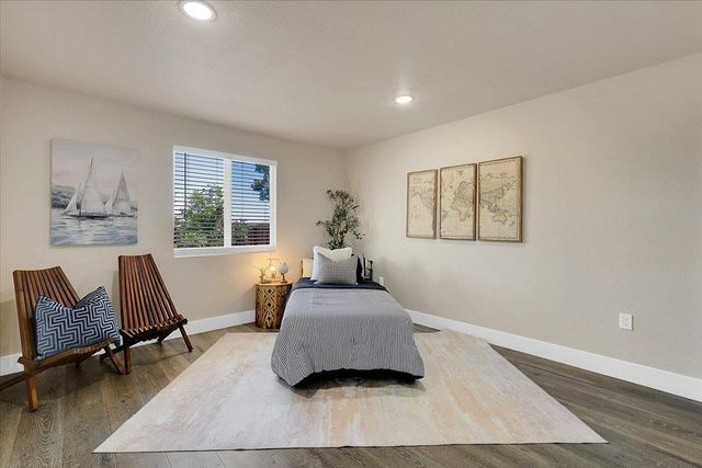 4593 Arboga Rd, Olivehurst, CA 95961