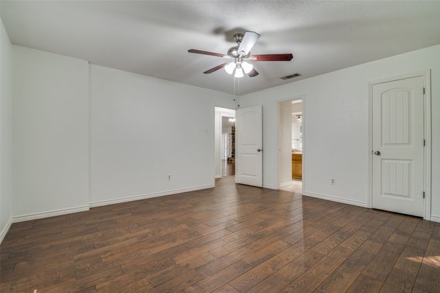 1405 Carriage Lane, Garland, TX 75043