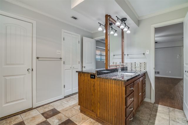 1405 Carriage Lane, Garland, TX 75043