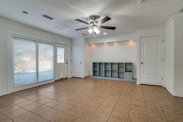 1405 Carriage Lane, Garland, TX 75043