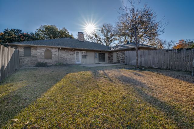 1405 Carriage Lane, Garland, TX 75043