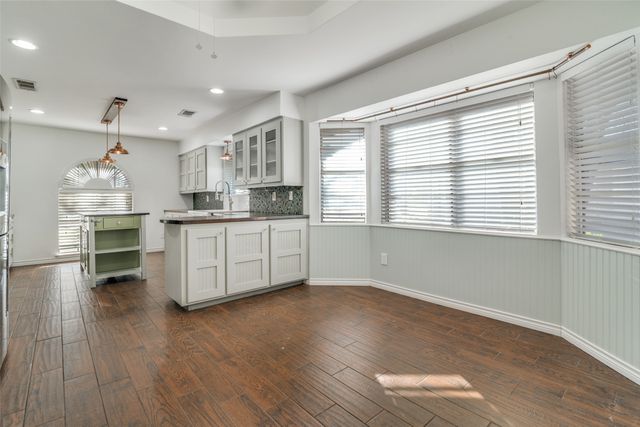 1405 Carriage Lane, Garland, TX 75043