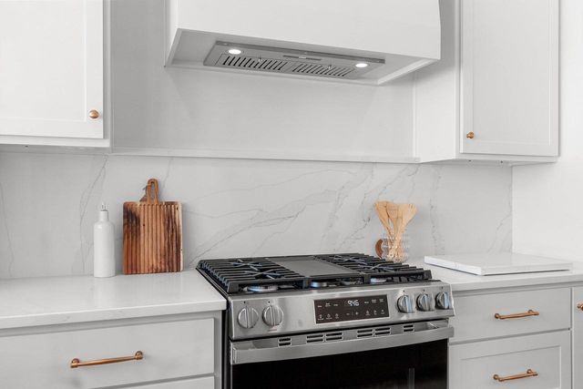 1605 TORCHWOOD TRAIL, De Pere, WI 54115