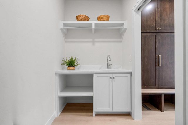 1605 TORCHWOOD TRAIL, De Pere, WI 54115