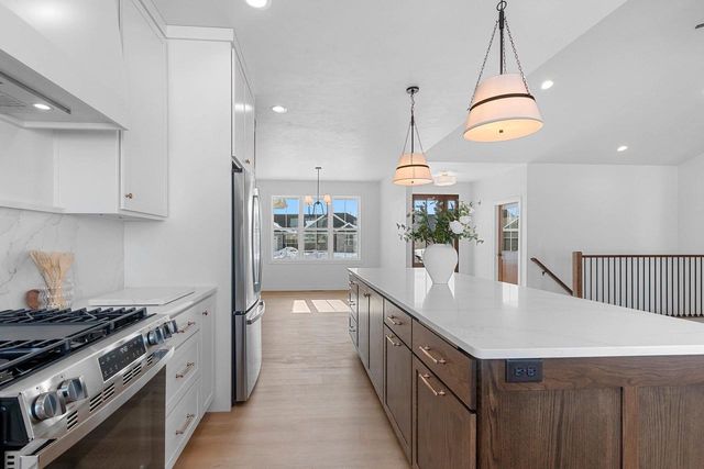 1605 TORCHWOOD TRAIL, De Pere, WI 54115