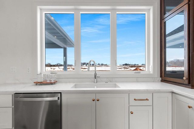 1605 TORCHWOOD TRAIL, De Pere, WI 54115