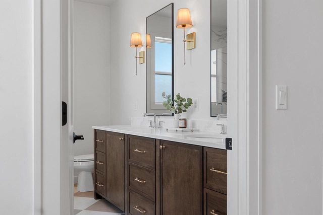 1605 TORCHWOOD TRAIL, De Pere, WI 54115