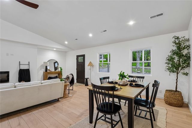 114 Wood St, North Beaver Twp, PA 16102