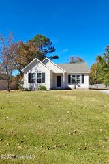 322 Tangle Oaks Court SE, Leland, NC 28451
