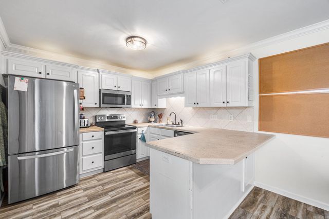 39 Robin Lane, Cabot, AR 72023