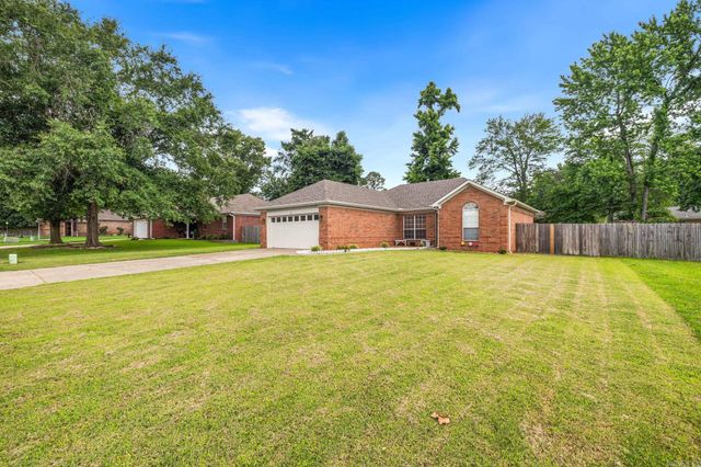 39 Robin Lane, Cabot, AR 72023