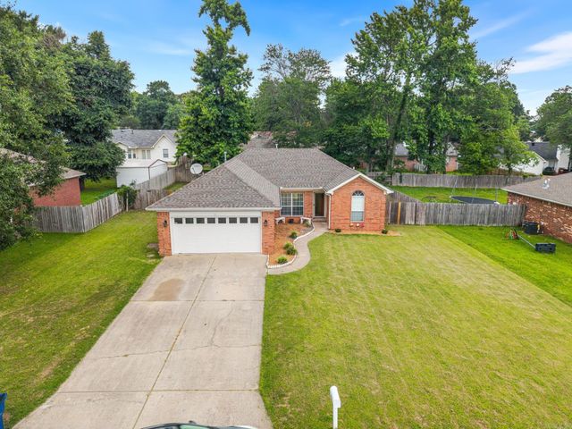 39 Robin Lane, Cabot, AR 72023