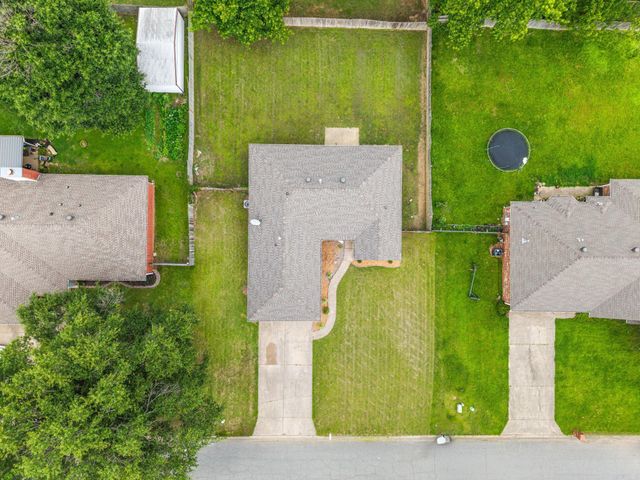 39 Robin Lane, Cabot, AR 72023