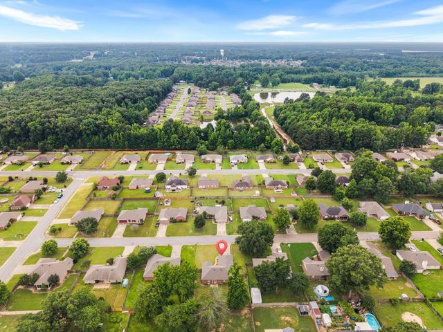 39 Robin Lane, Cabot, AR 72023