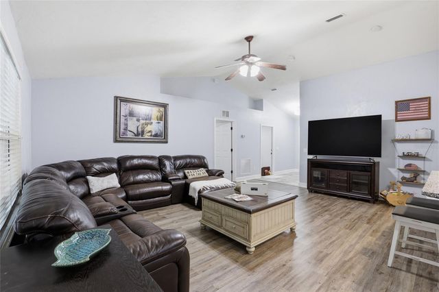 17583 NW 234TH TERRACE, High Springs, FL 32643