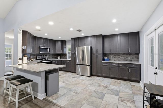 17583 NW 234TH TERRACE, High Springs, FL 32643