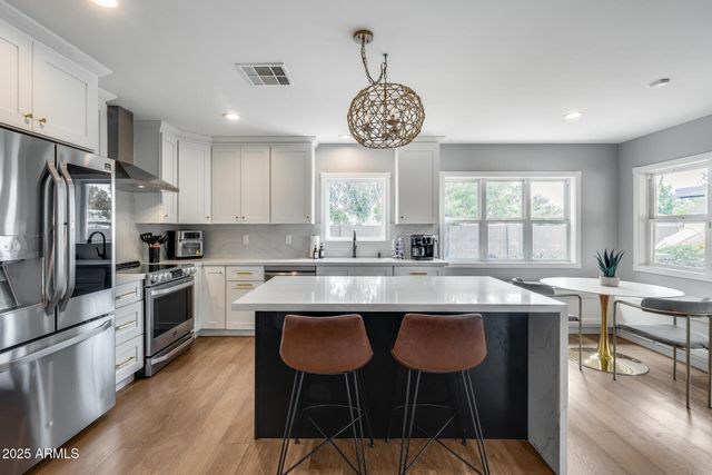 5902 E CORRINE Drive, Scottsdale, AZ 85254