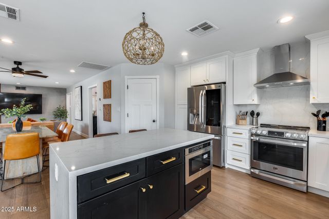 5902 E CORRINE Drive, Scottsdale, AZ 85254